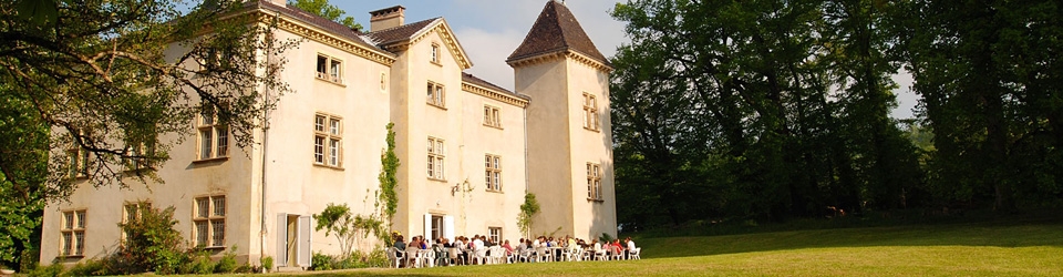 Déjeuner sur la terrasse du château